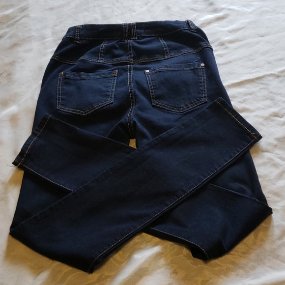 Vienna Jeans - Picture 5 of 5